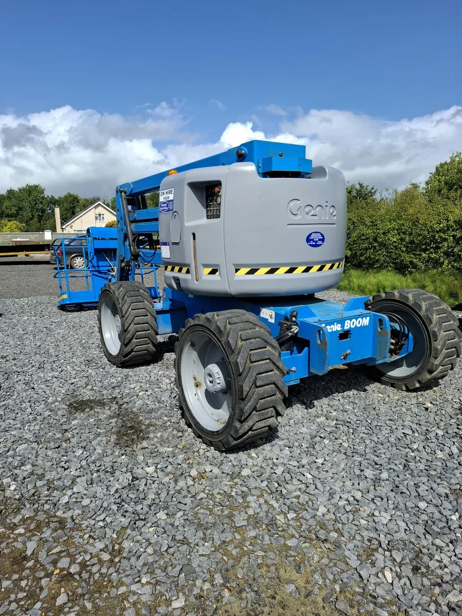 GENIE, JLG Boomlifts for export - Image 2