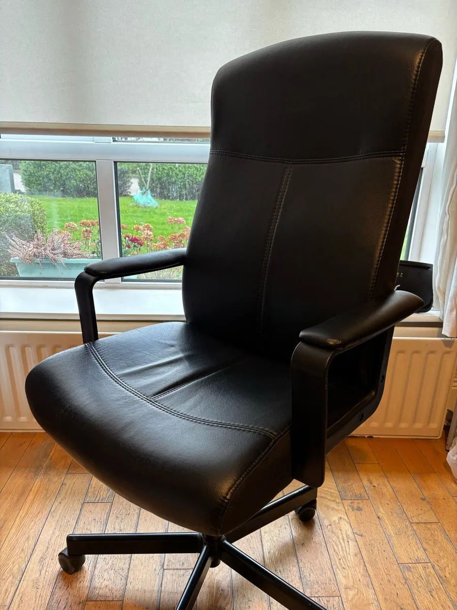 Office Chair (black) - Image 1