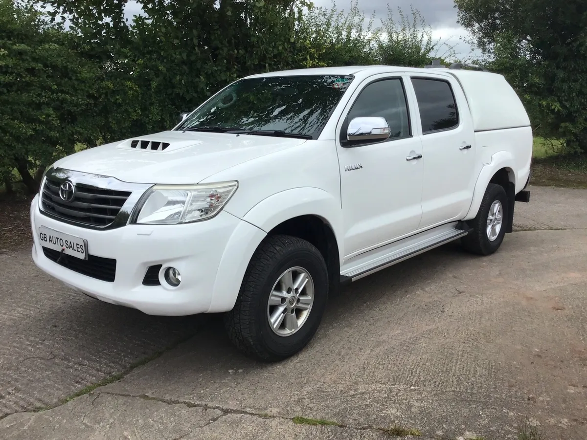 Toyota Hilux - Image 1