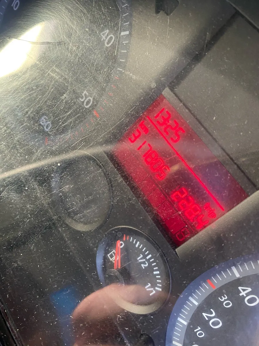 Volkswagen caddy maxi - Image 3