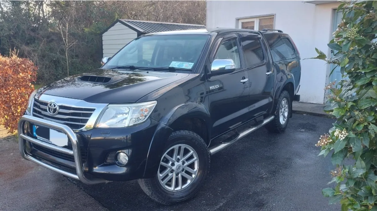 Toyota Hilux - Image 4