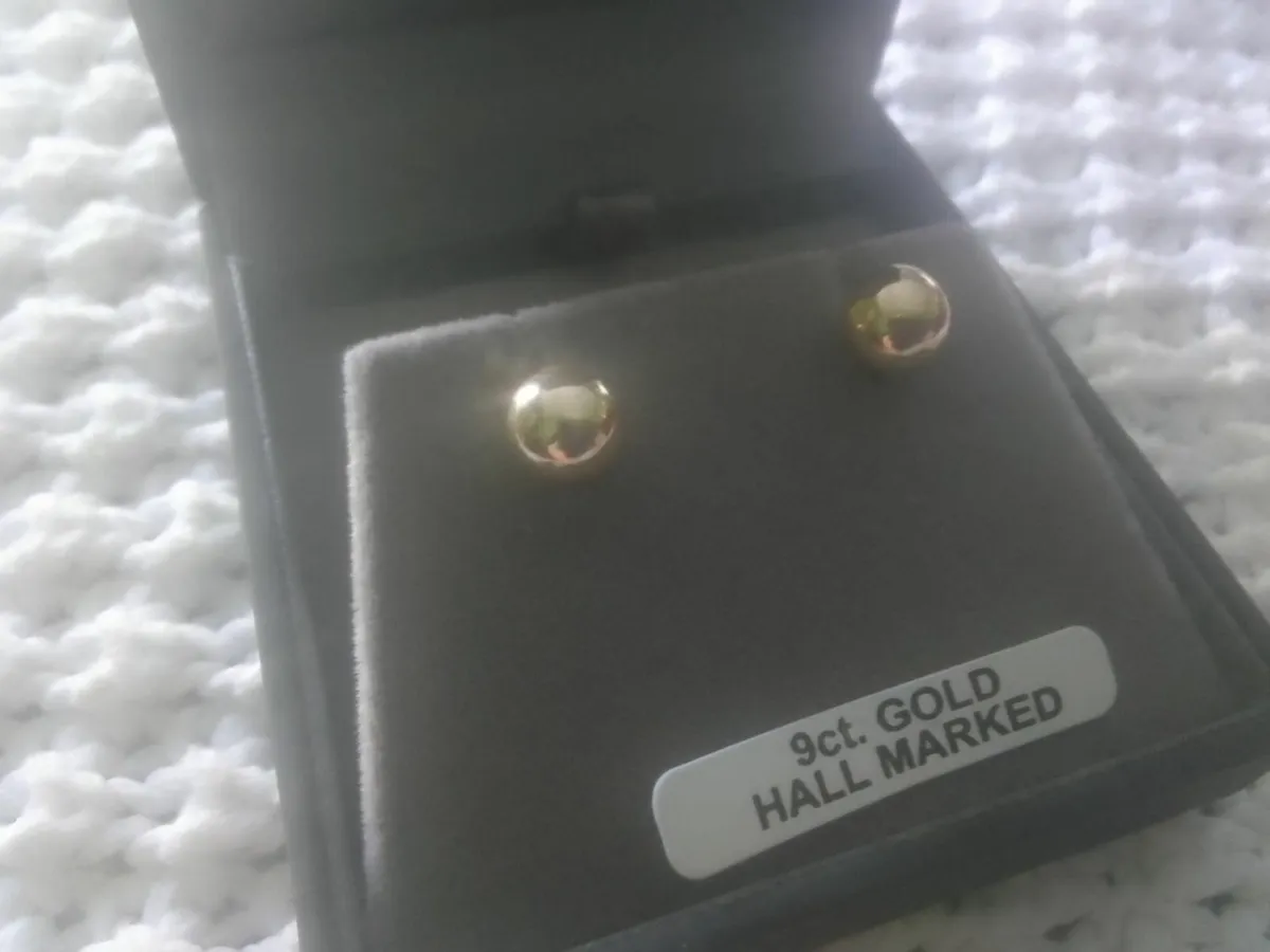 9ct yellow gold ball stud earrings new in box - Image 3