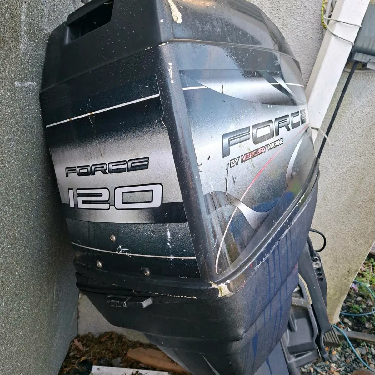 Force 120 out board engine - Image 3