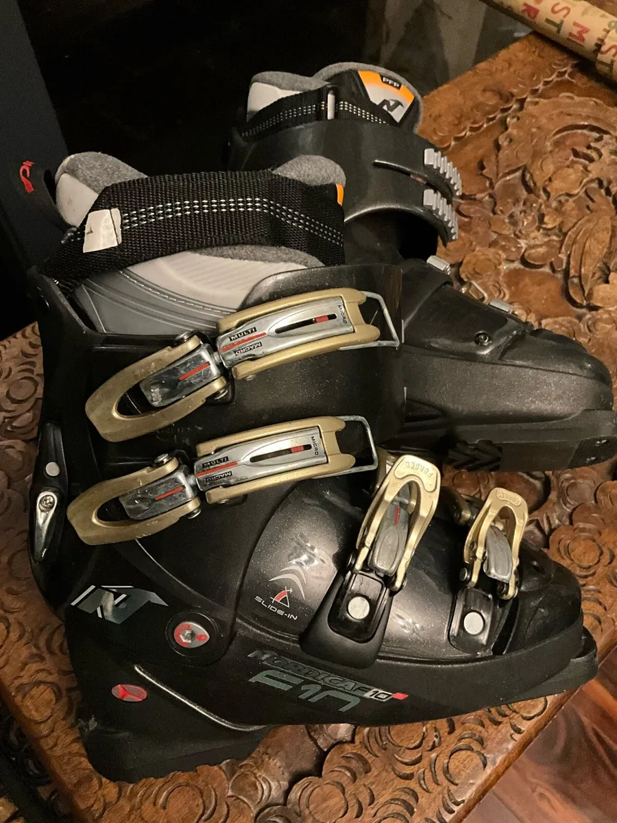 Women’s Ski Boots . Nordica F10.,size 250/255 - Image 4