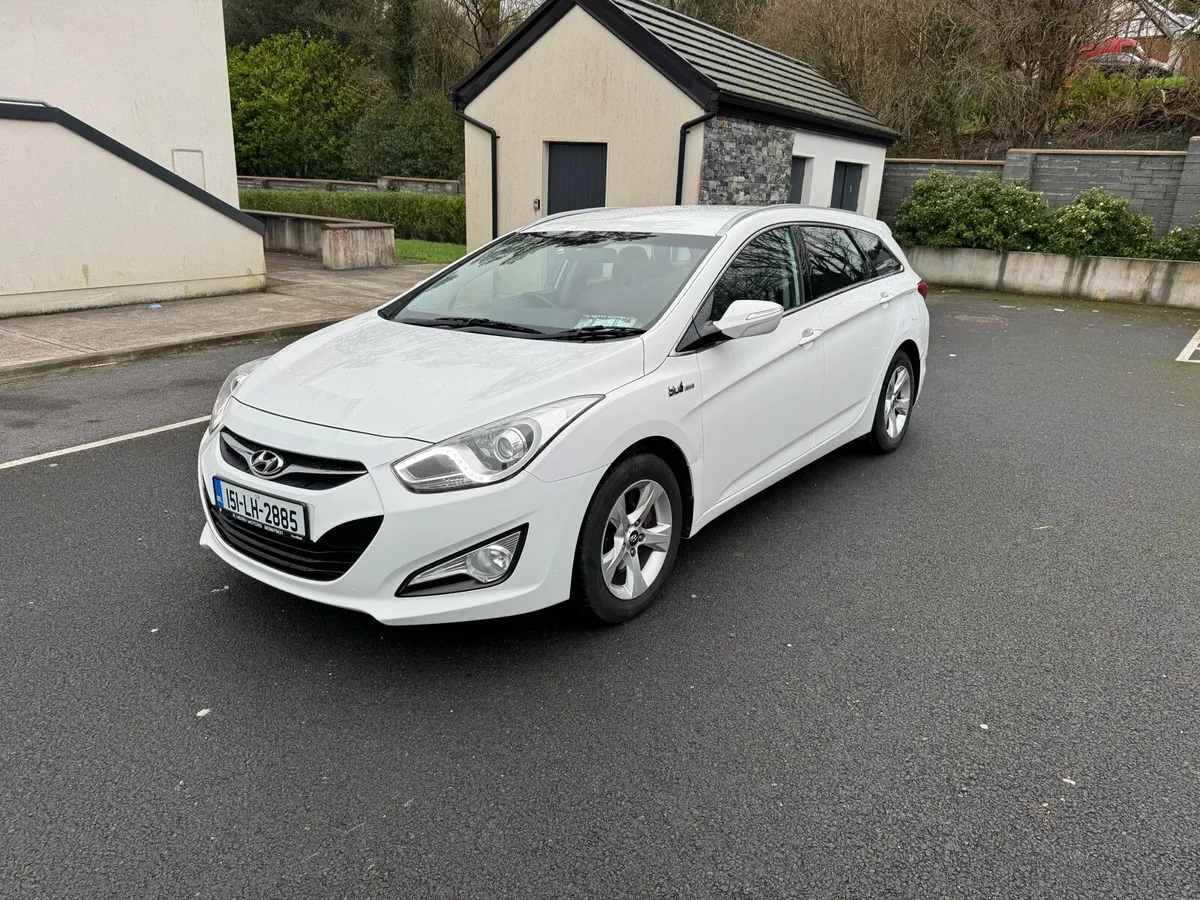 Hyundai i40 2015 1.7D NCT 07/2026 3850€ - Image 2