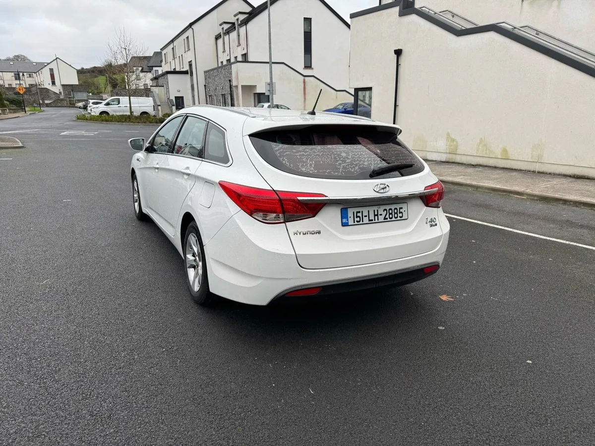Hyundai i40 2015 1.7D NCT 07/2026 3850€ - Image 4