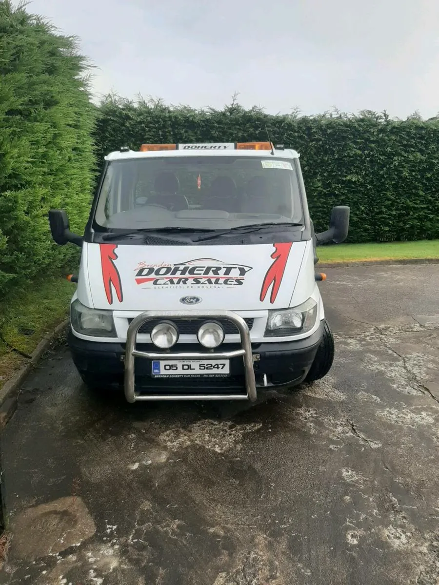 Ford Transit Recovery Lorry - Image 2