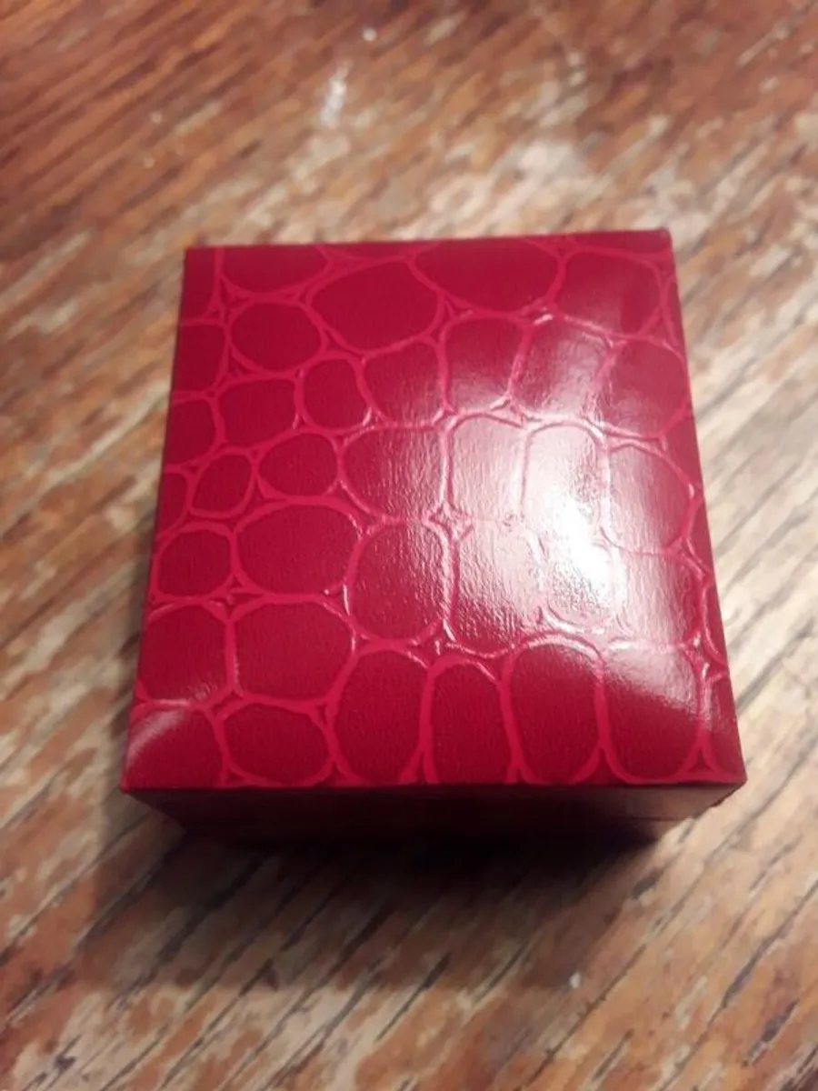 Gold Earrings - Image 3