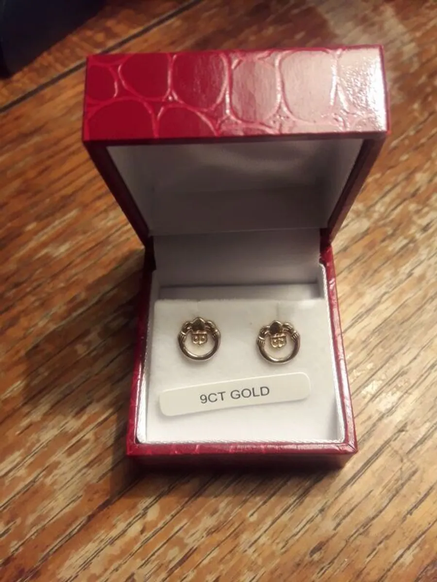 Gold Earrings - Image 4