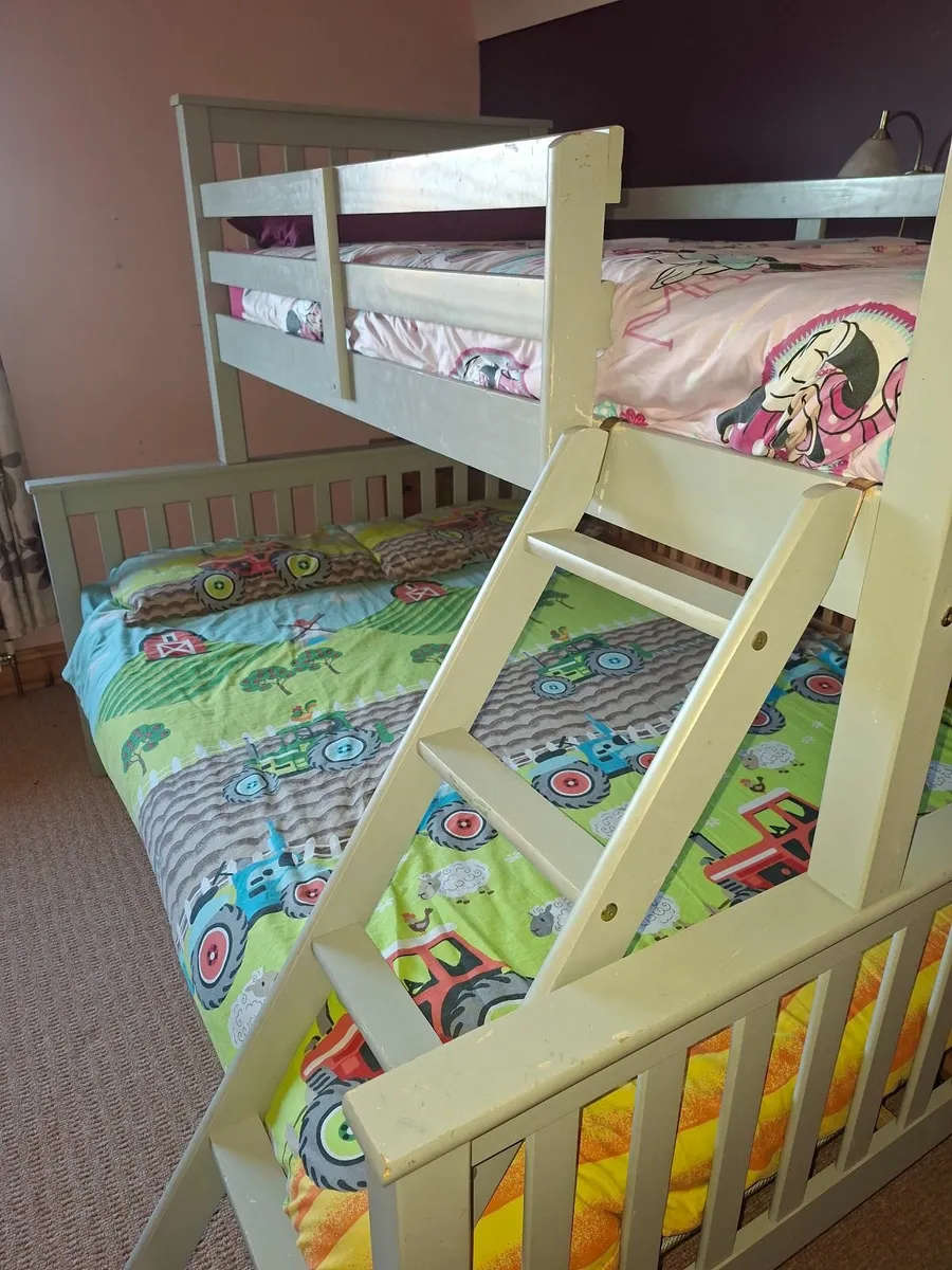 Bunk Beds - Image 2