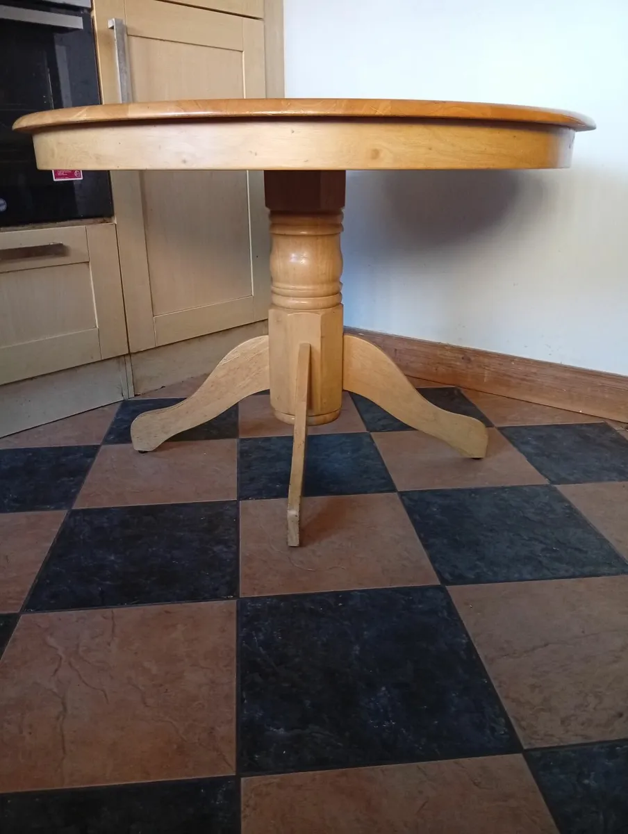 Oak Solid Modern Quality kitchen/dining table - Image 1