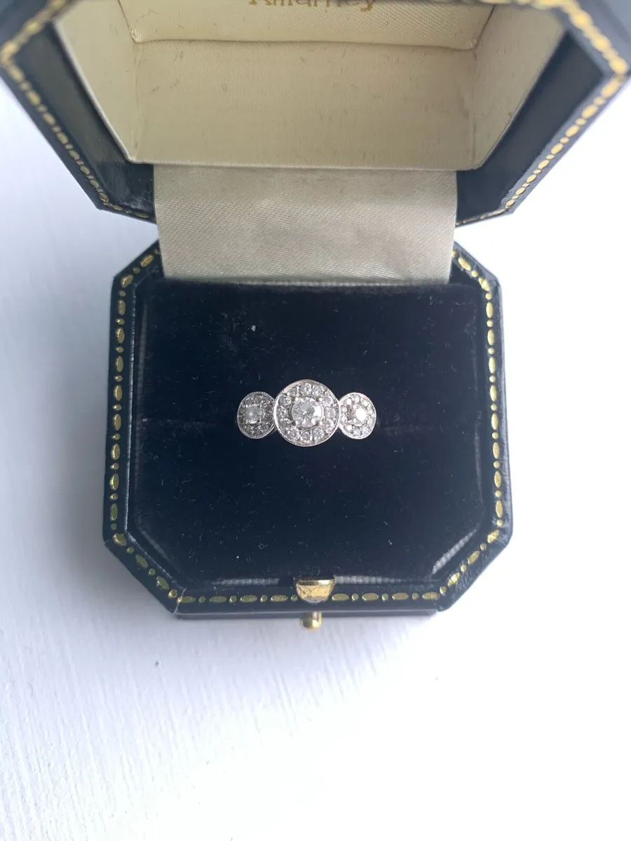 Engagement ring - Image 4