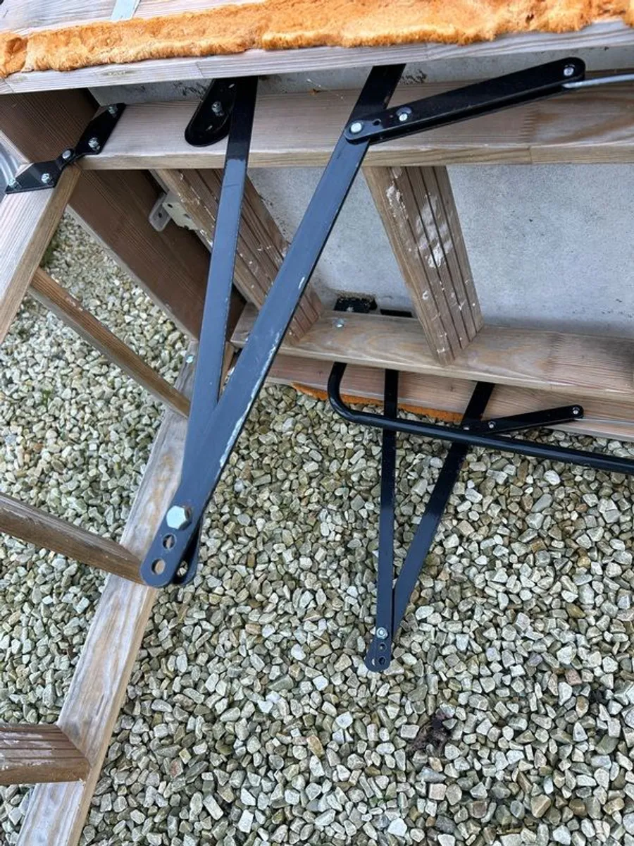 Attic Stairs for repair or parts - Image 4