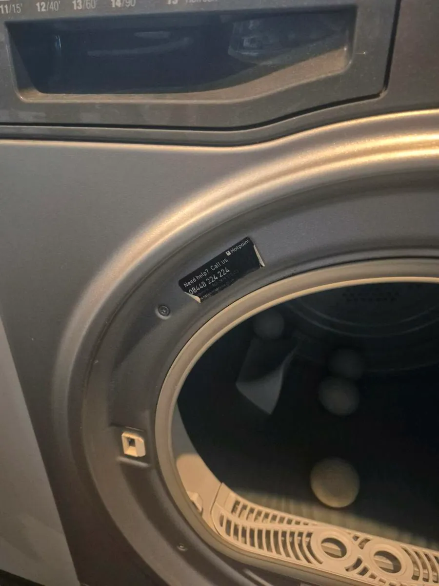 Condensor tumble dryer - Image 1