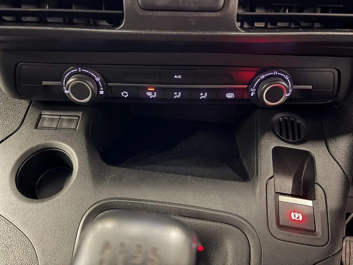 Toyota Proace City 1.5 BlueHDi Short Panel Van - Image 2