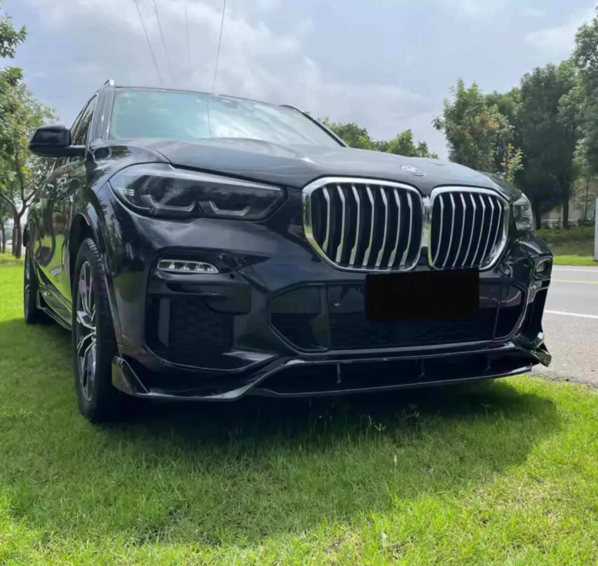 BMW X5 Splitter 2019-2023 - Image 2