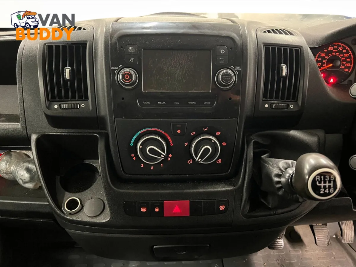 Citroen Relay 2.2 Extra High Roof Panel Van - Image 4