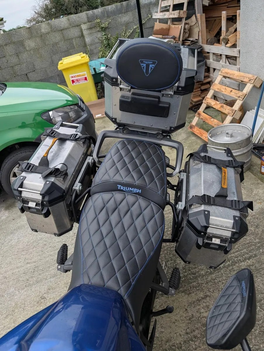 Triumph explorer 2017 - Image 2