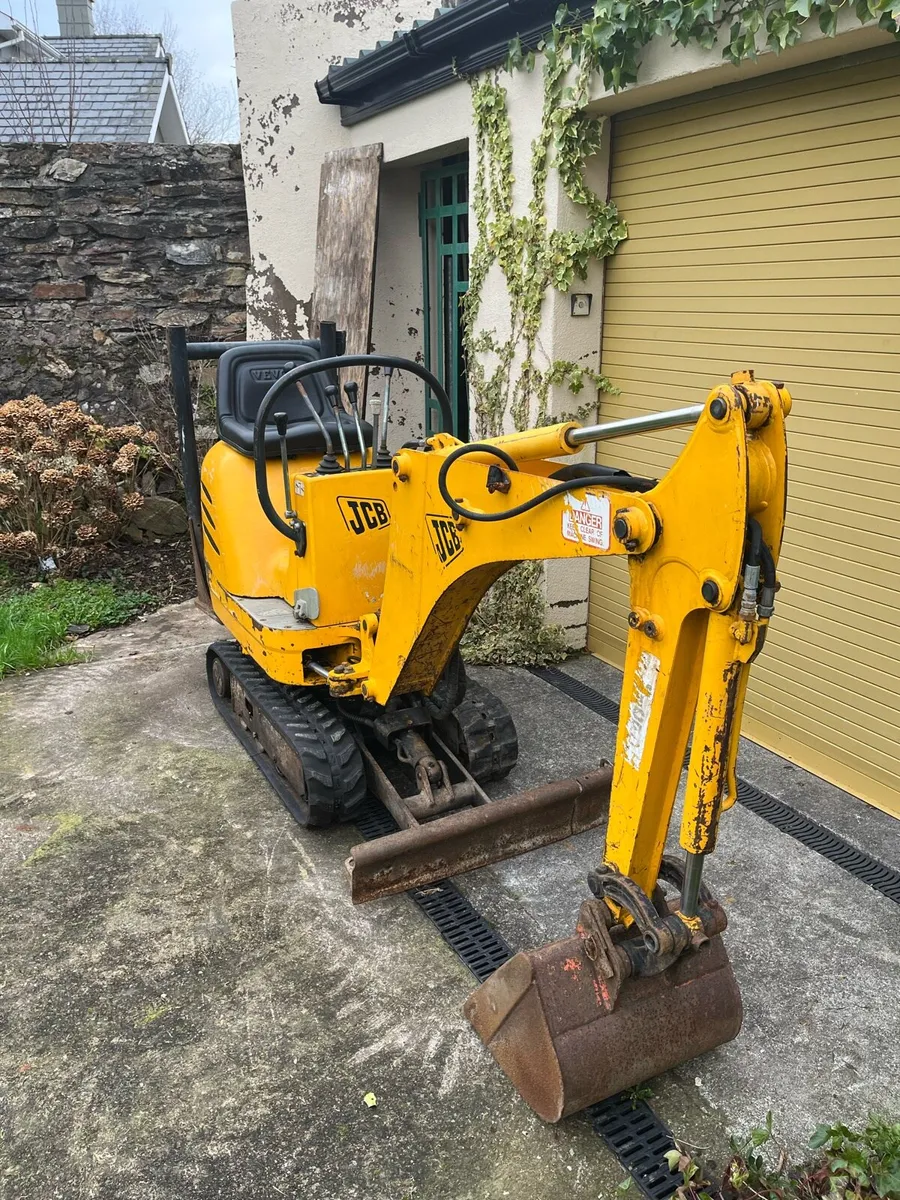 JCB  8008 micro digger - Image 1