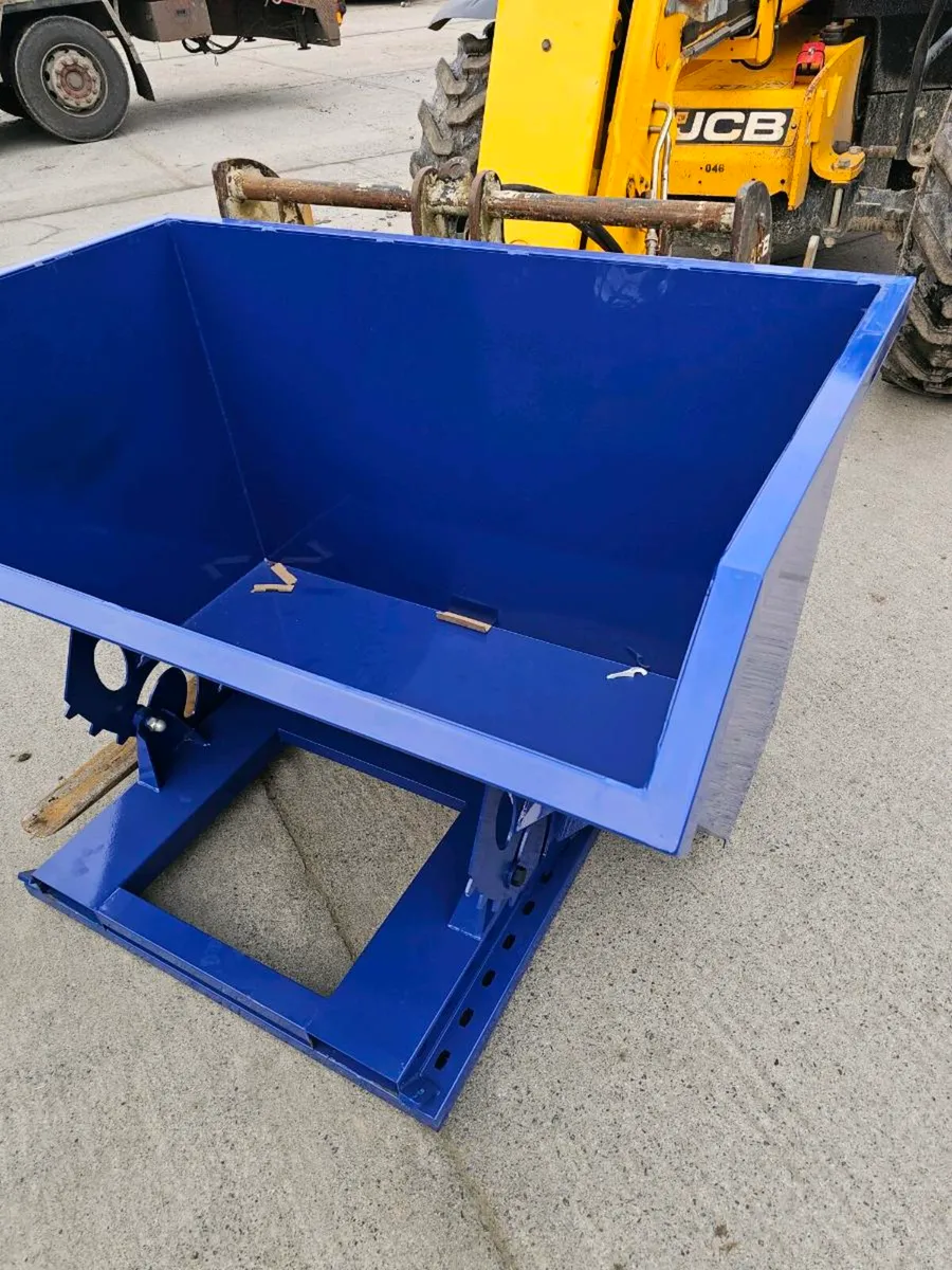 New Forklift Tipping Skips - Image 3