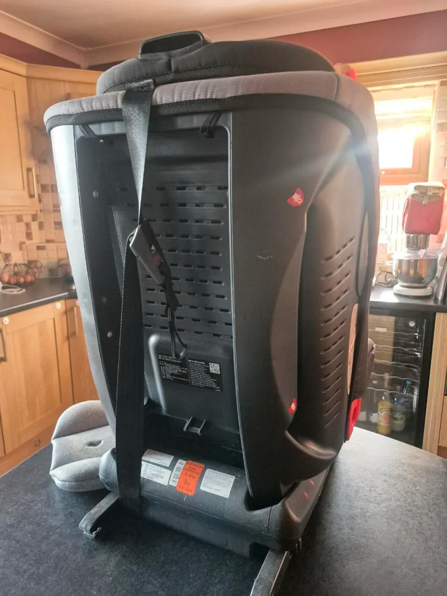 Joie car seat - Image 2