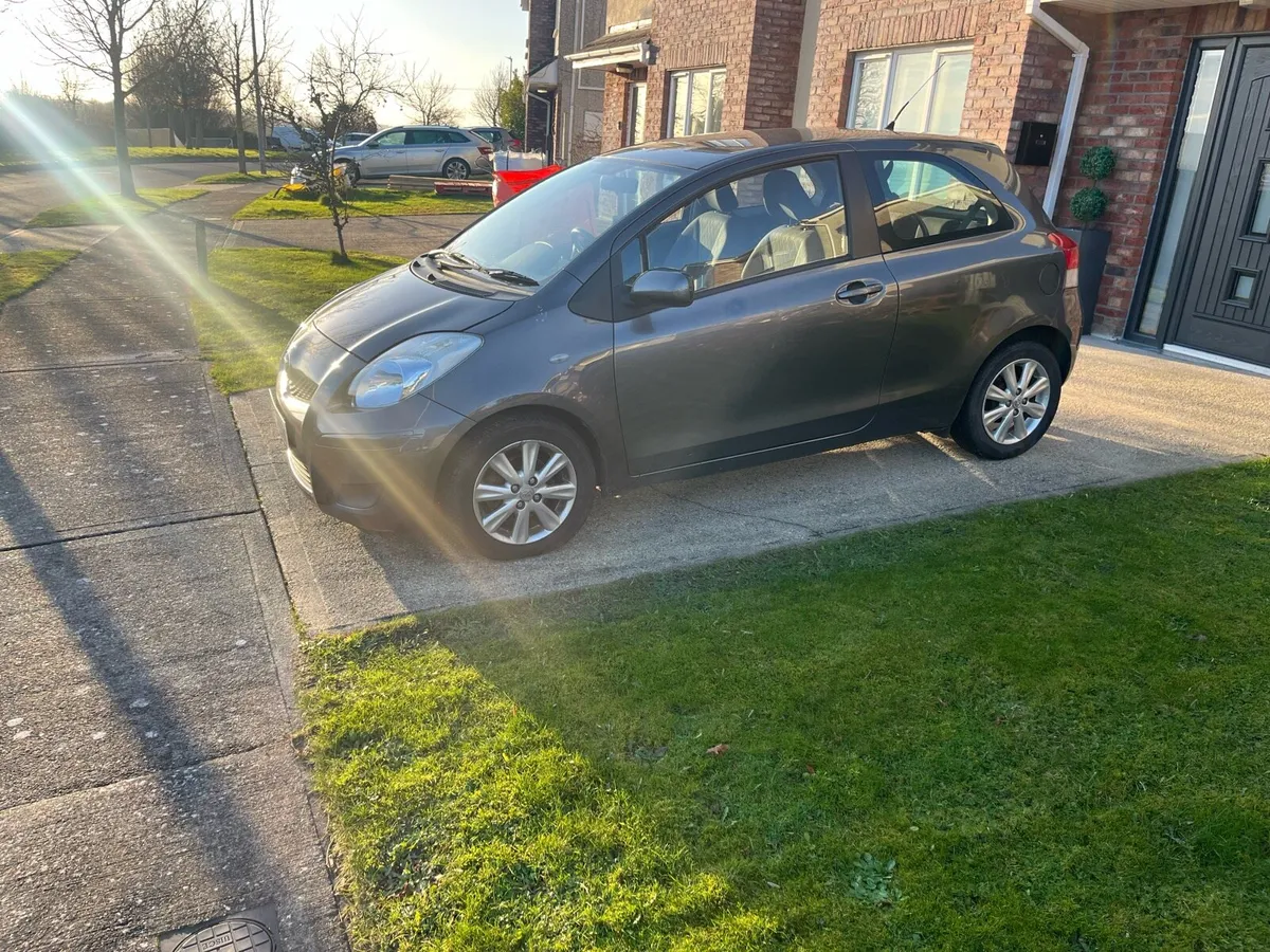 Toyota Yaris - Image 1