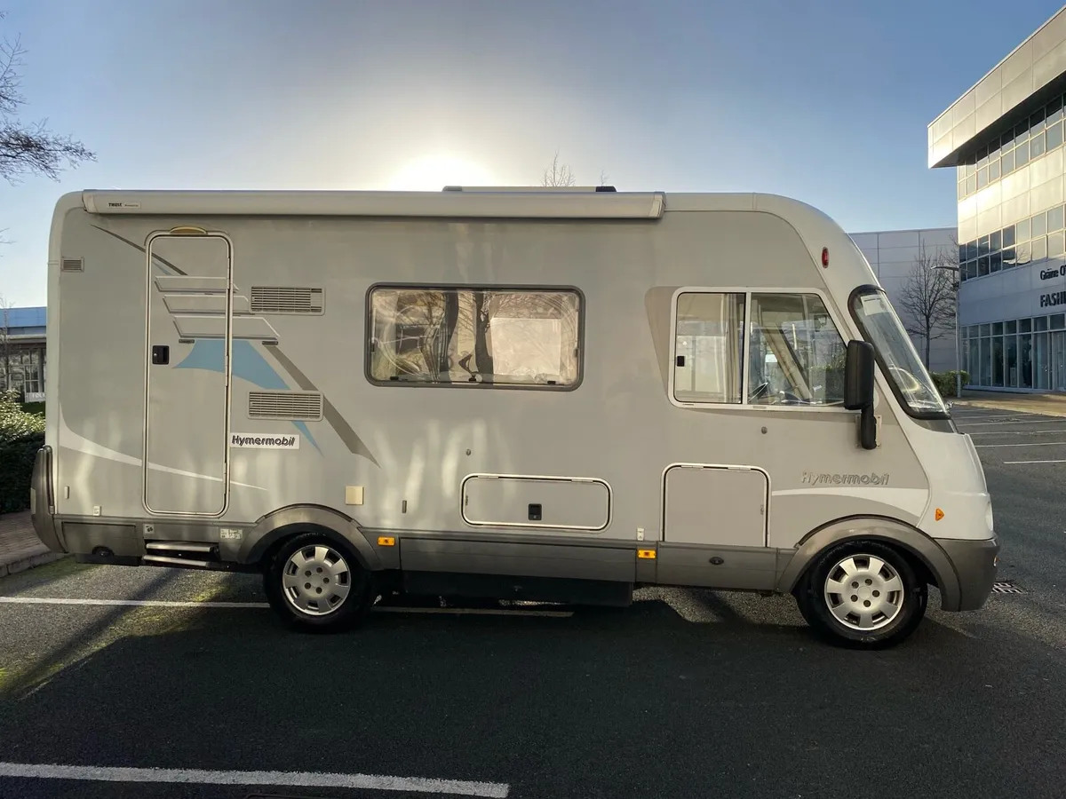 HYMER B584 AUTOMATIC A-CLASS LOW KMS - Image 4