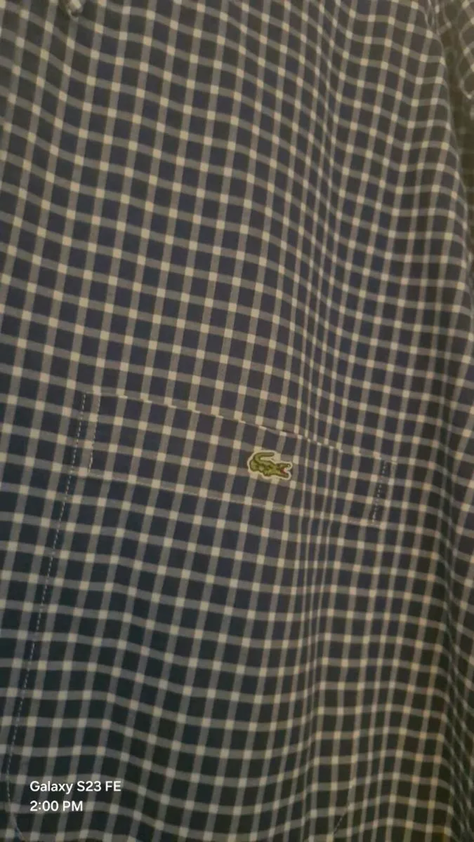 Lacoste xl mens shirt in excecelnt condition - Image 4