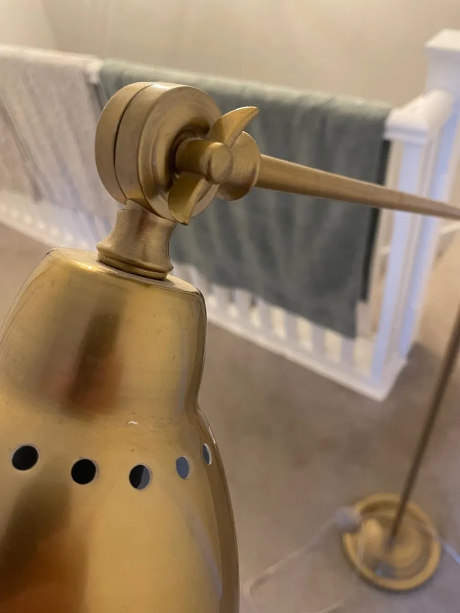 Standing Lamp - Image 4