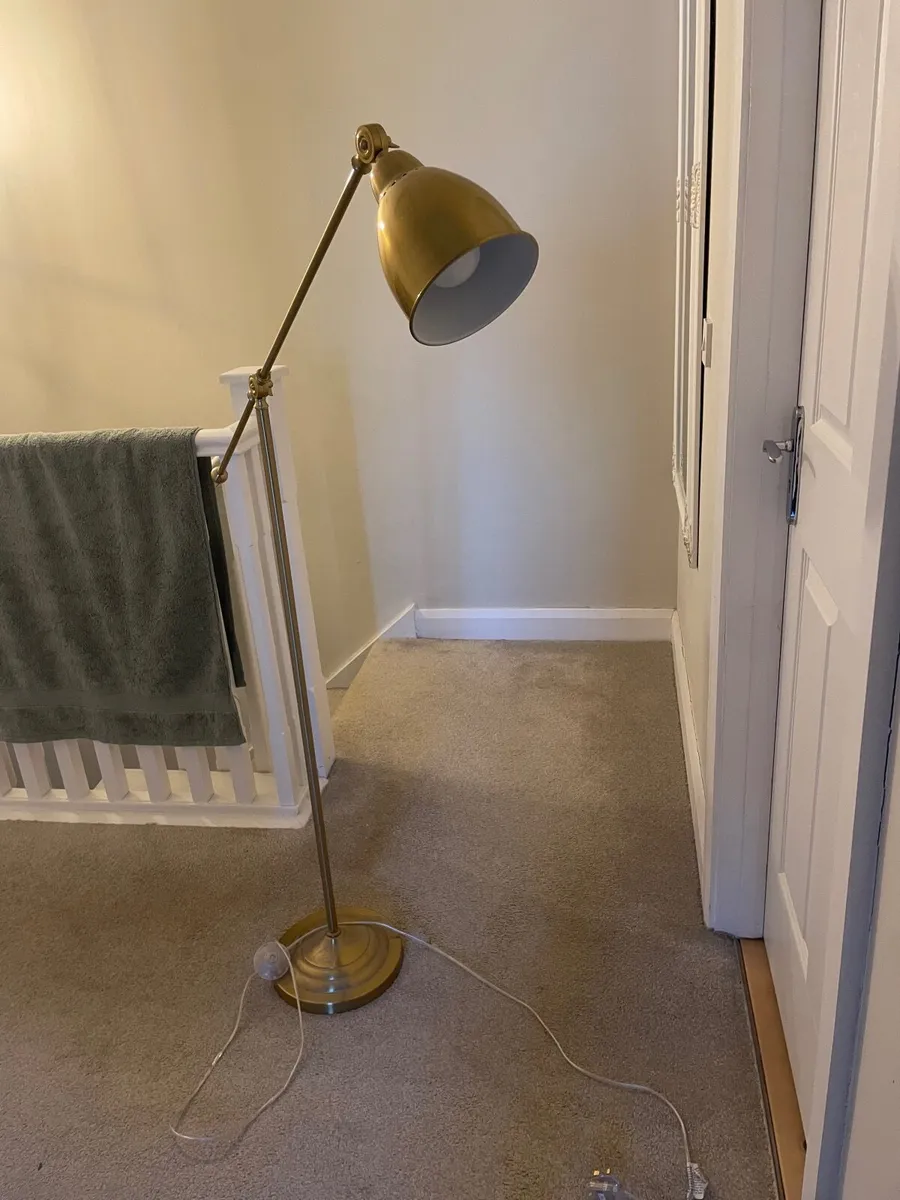 Standing Lamp - Image 1