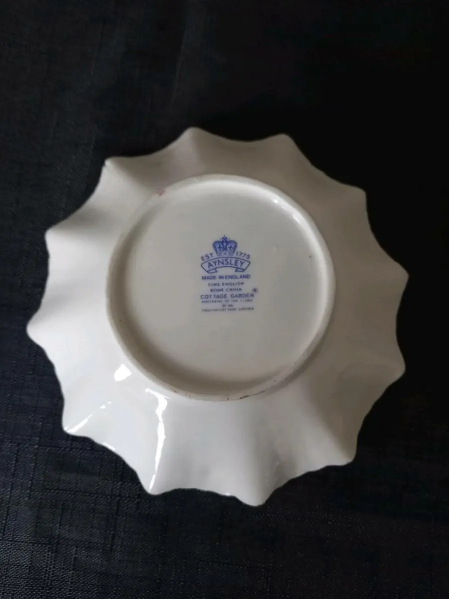 Small Aynsley China Dish - Image 2