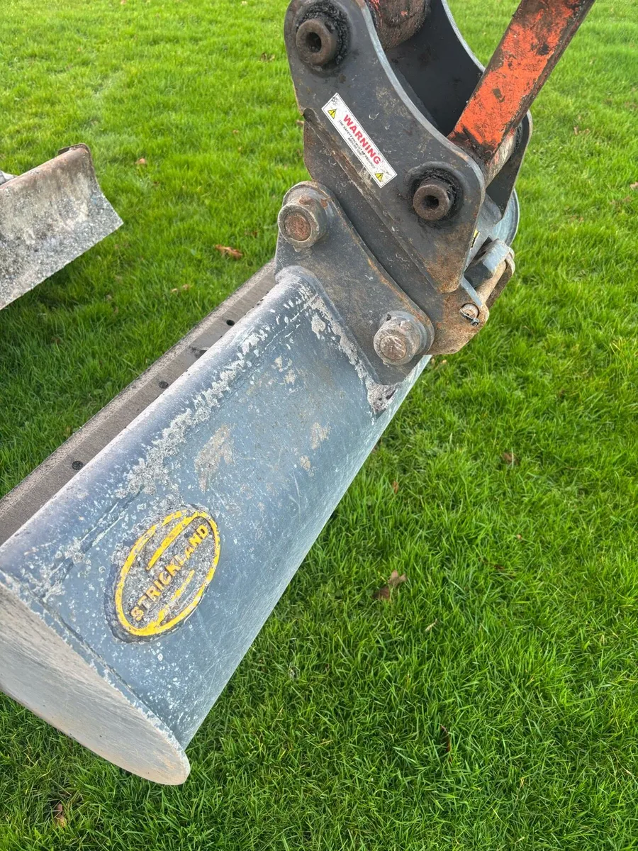 HITACHI 26U - Image 3