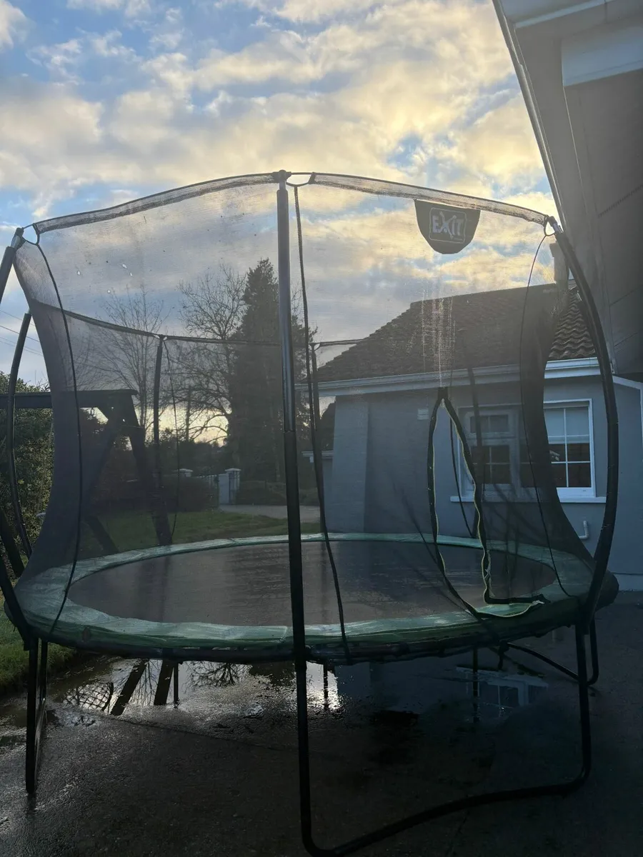 Trampoline - Image 2