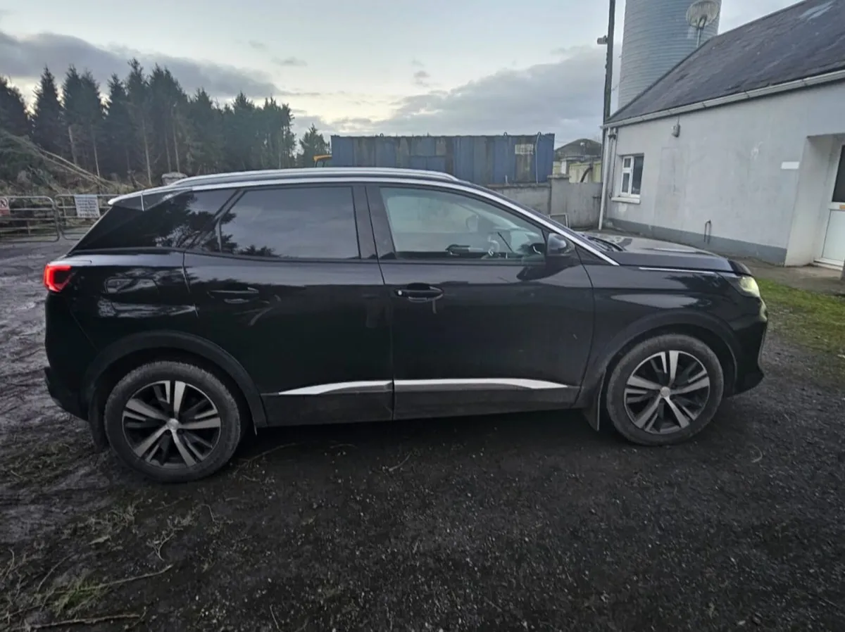 Peugeot 3008 211 automatic - Image 4
