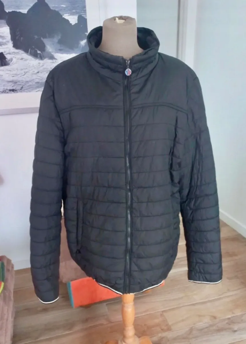 Moncler Quilted Jacket fits as 42-44 label XXL - Image 1