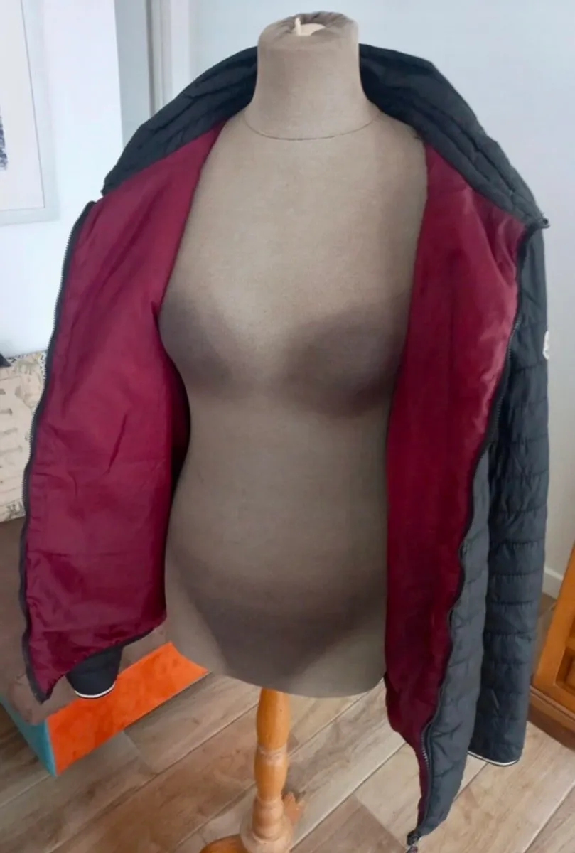 Moncler Quilted Jacket fits as 42-44 label XXL - Image 4