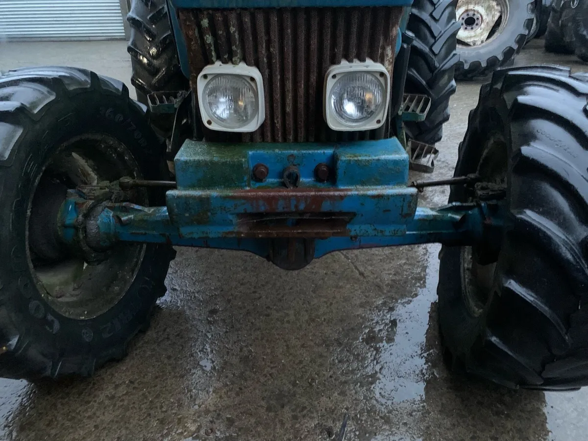 Ford 10 series weight carrier