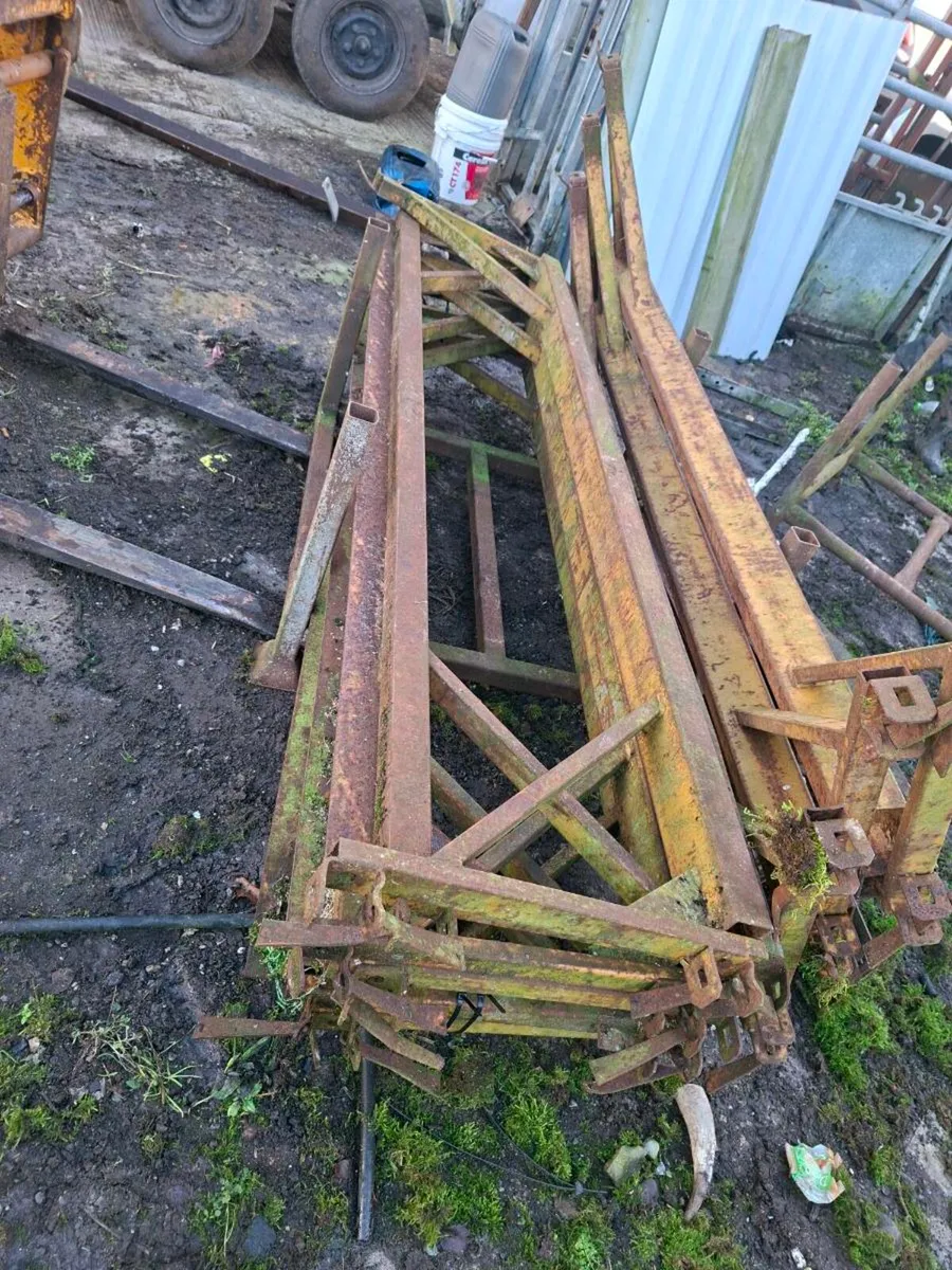 Scaffolding - Image 1