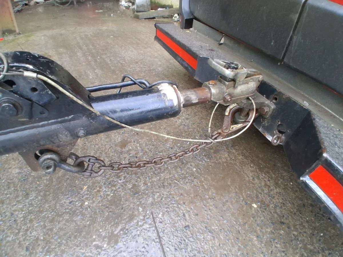 Atlas Copco XAHS 186 400cfm @12bar Road Compressor - Image 2