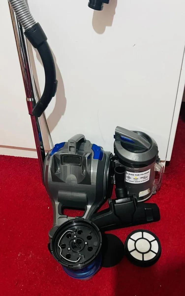 Russell Hobbs TITAN 2 Vacuum Cleaner (Bagless) - Image 2