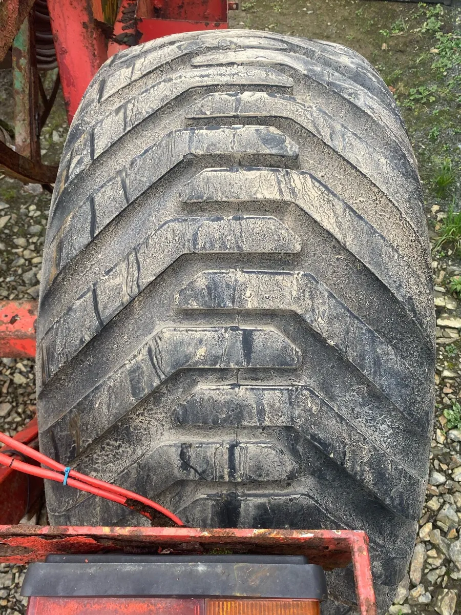 Hose and reeler - Image 3