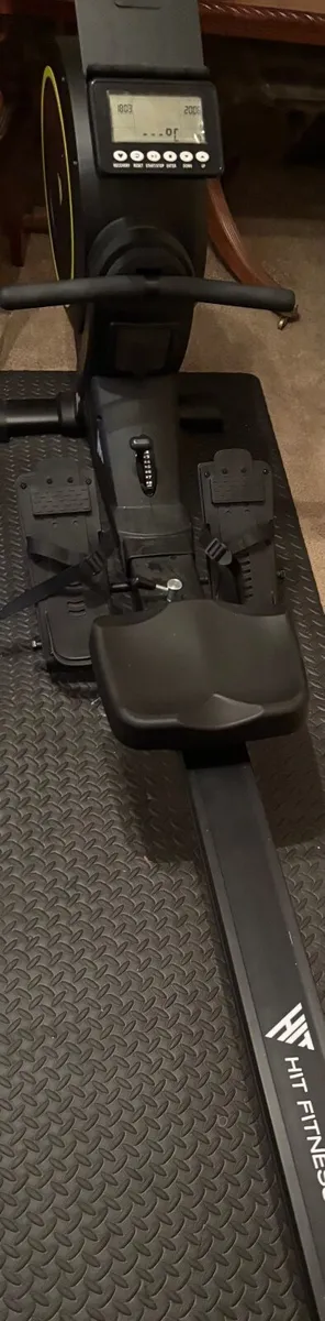 Rowing machine - Image 2