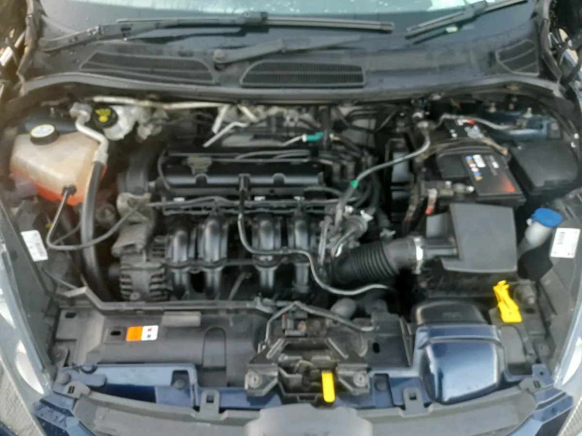 10 Ford fiesta 1.2 - Image 4