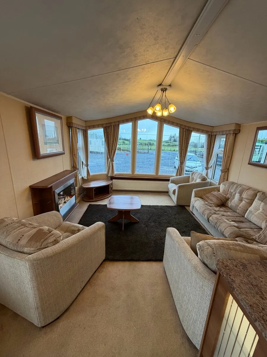 Willerby Aspen 38x 12 x 2 Bed (Immaculate) - Image 2