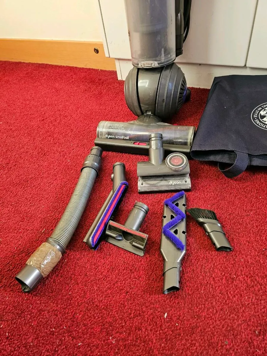 Dyson Hoover (Vacuum Cleaner) Used+Accessories. - Image 2
