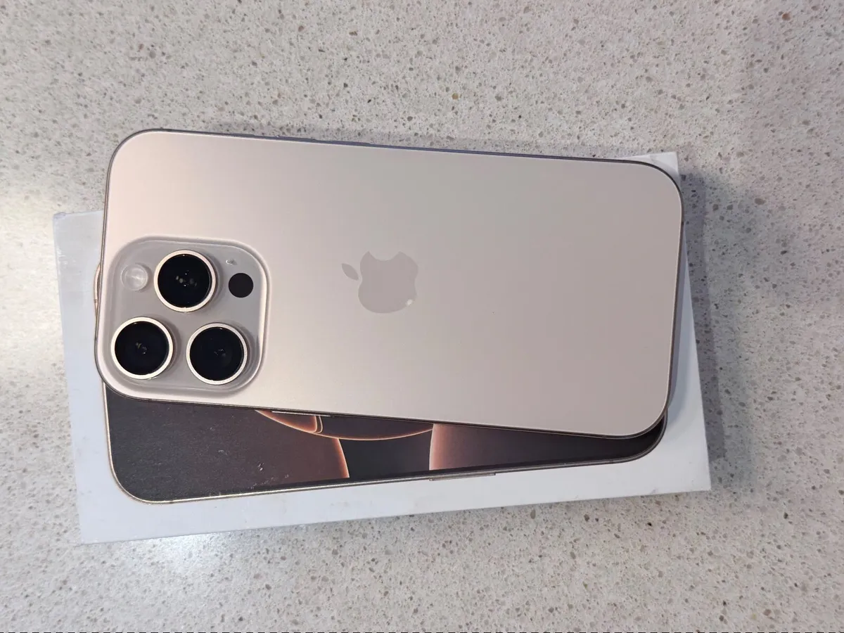 iPhone 16 pro 128GB dessert titanium - Image 3