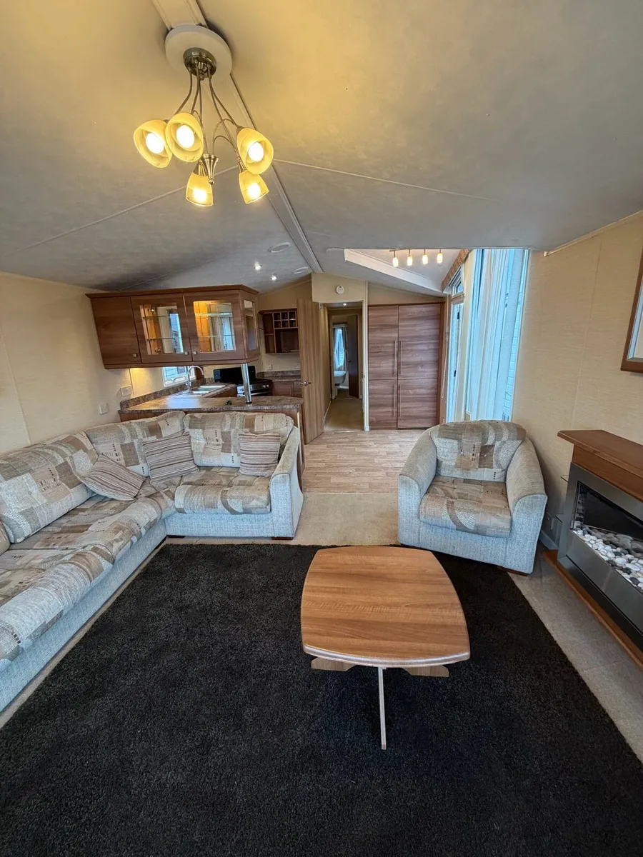 Willerby Aspen 38x 12 x 2 Bed (Immaculate) - Image 3