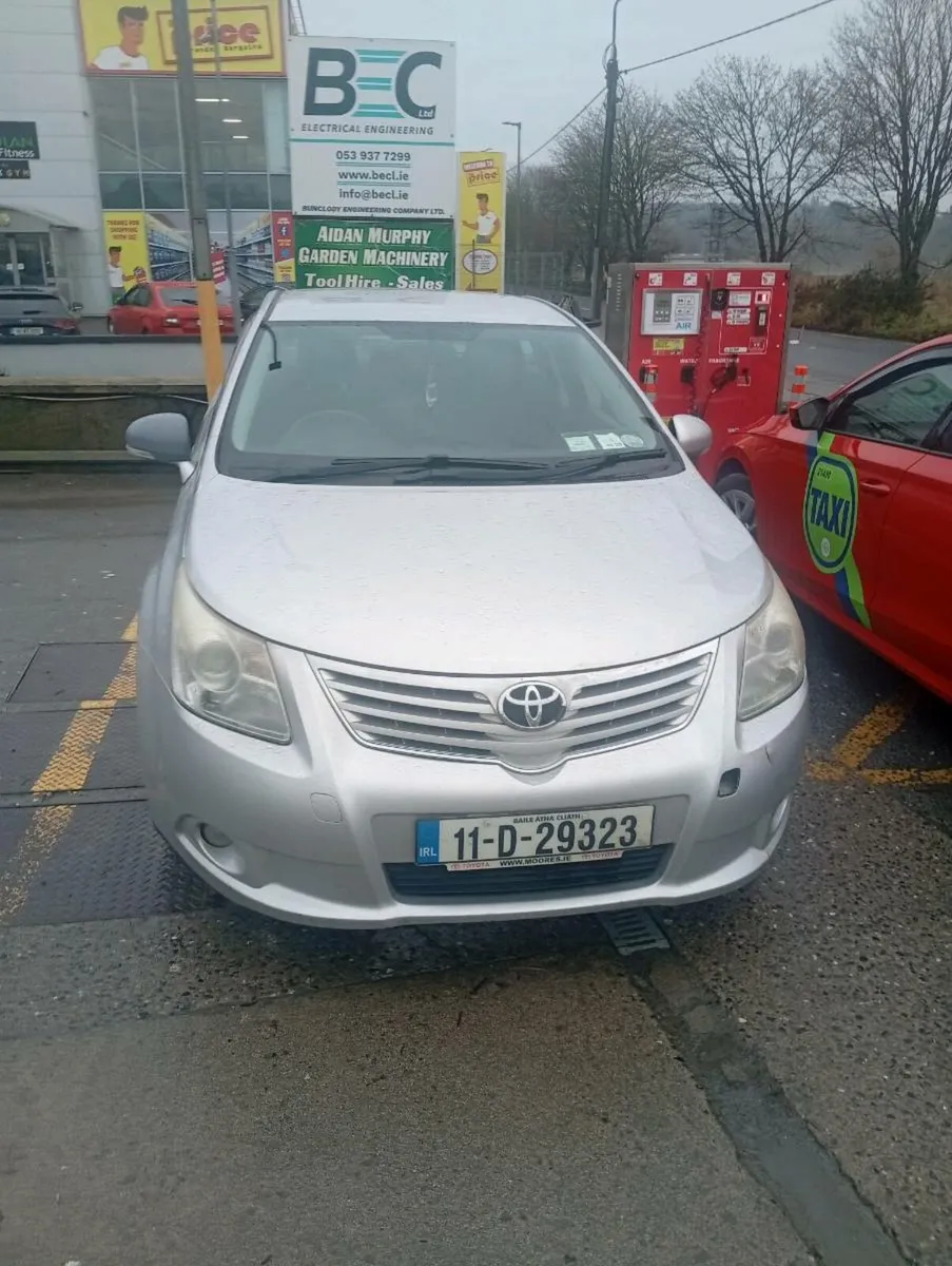 Toyota Avensis - Image 1