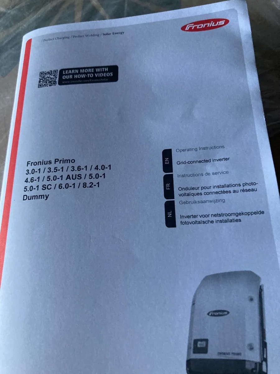 Solar panels and inverter - Image 1