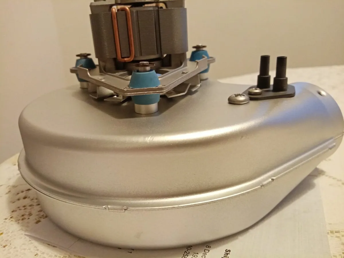 Ideal Classic Gas Boiler Fan Assembly 171461 - Image 2